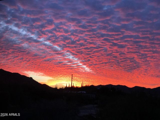 6145 E CAVE CREEK Road 103, Cave Creek, AZ 85331