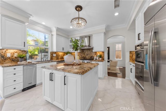 31 Early Light, Irvine, CA 92620