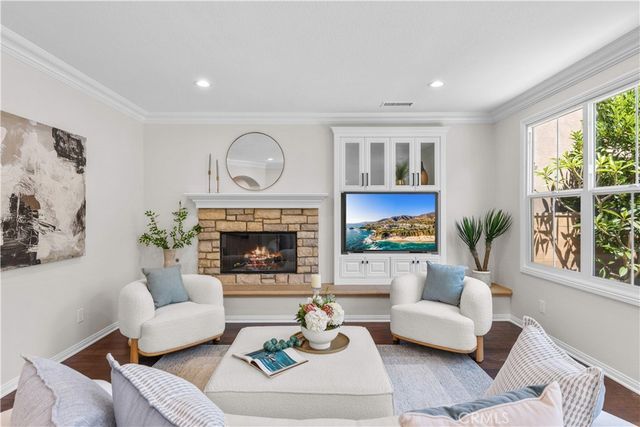 31 Early Light, Irvine, CA 92620