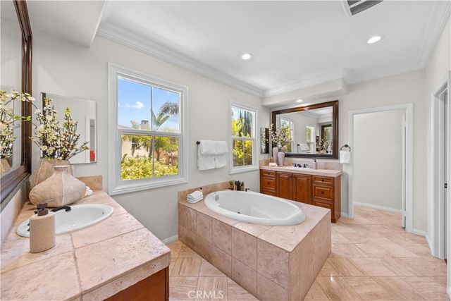 31 Early Light, Irvine, CA 92620