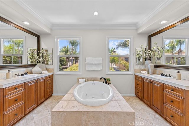 31 Early Light, Irvine, CA 92620