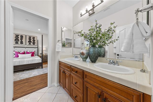 31 Early Light, Irvine, CA 92620
