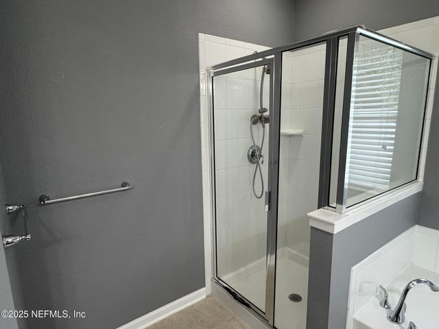 15626 TISONS BLF Road, Jacksonville, FL 32218