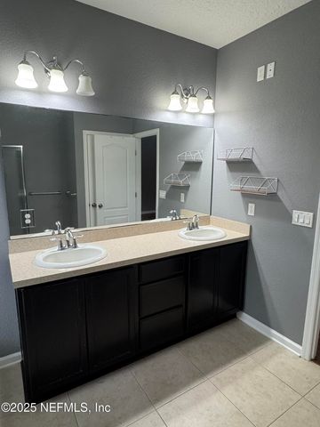 15626 TISONS BLF Road, Jacksonville, FL 32218