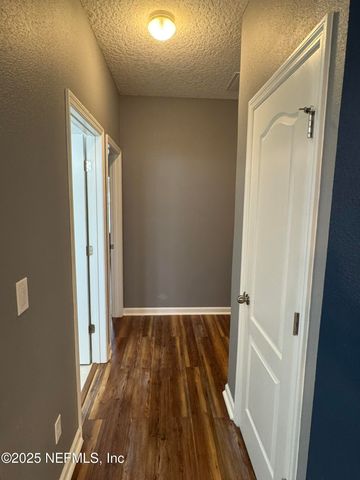 15626 TISONS BLF Road, Jacksonville, FL 32218