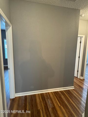 15626 TISONS BLF Road, Jacksonville, FL 32218