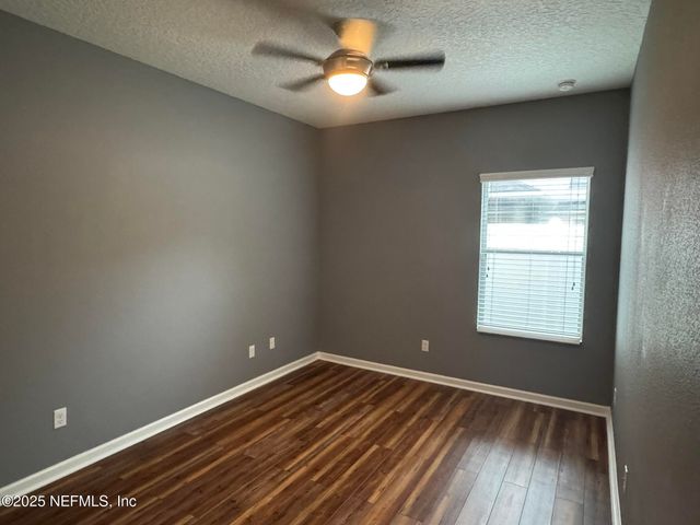 15626 TISONS BLF Road, Jacksonville, FL 32218