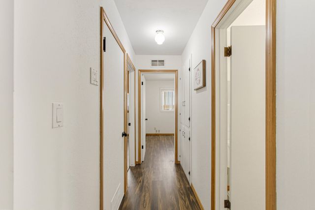 2333 CAGUA Drive NE, Albuquerque, NM 87110