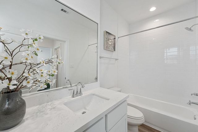 1128 Highland Row Lane, Houston, TX 77091