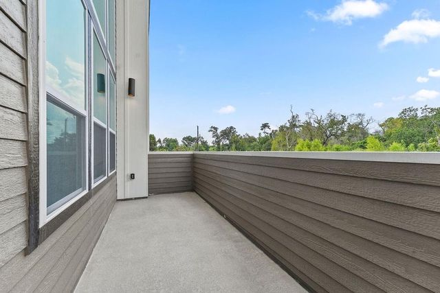 1128 Highland Row Lane, Houston, TX 77091