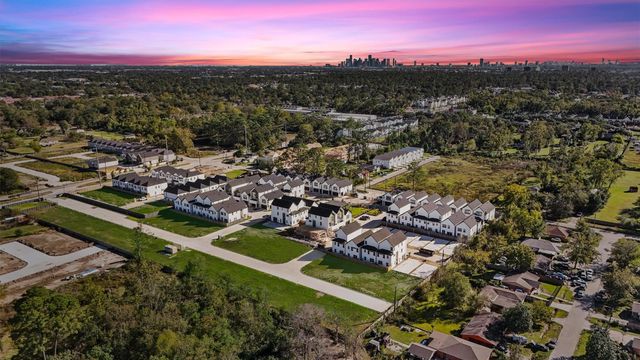 1128 Highland Row Lane, Houston, TX 77091