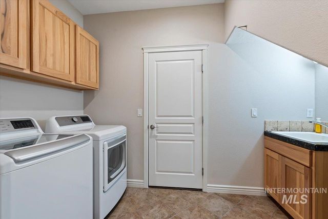 3758 S Merrivale Way, Meridian, ID 83642