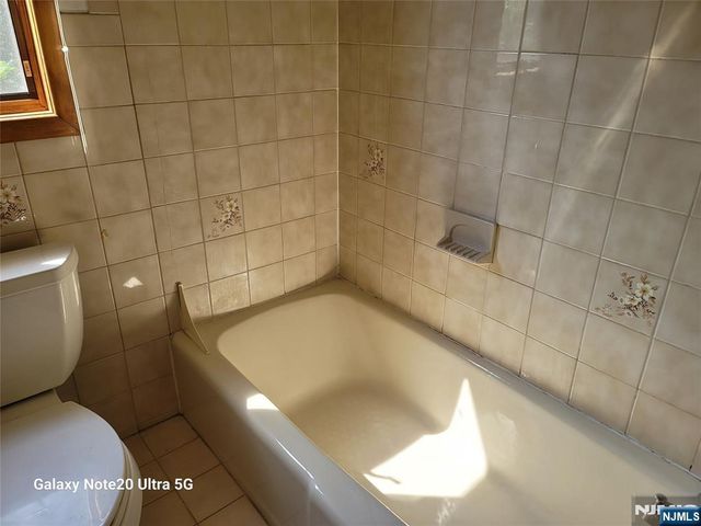 1643 Maple Street, Fort Lee, NJ 07024