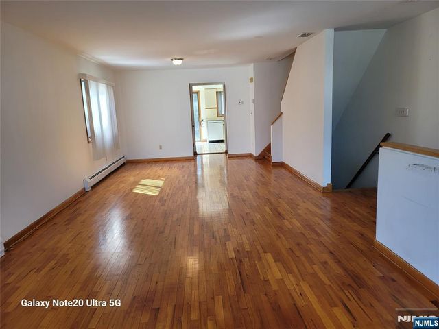 1643 Maple Street, Fort Lee, NJ 07024