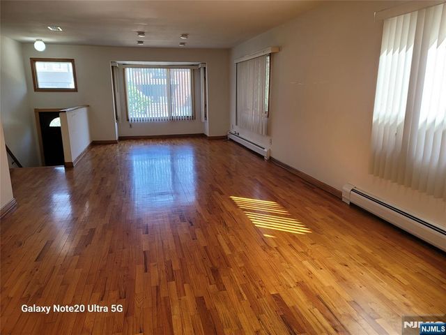 1643 Maple Street, Fort Lee, NJ 07024
