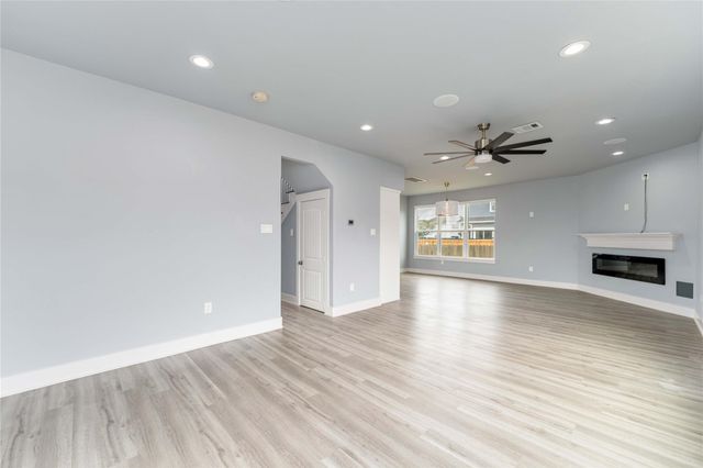 9495 Jutland Road A, Houston, TX 77033