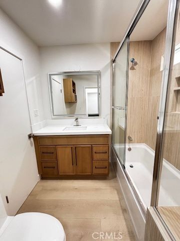 20754 Vose Street, Winnetka, CA 91306