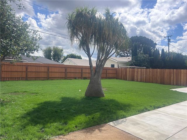 20754 Vose Street, Winnetka, CA 91306