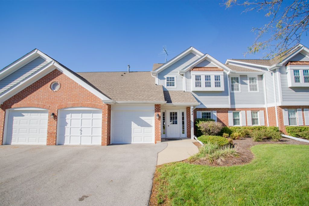 224 Westminster Court D, Schaumburg, IL 60193