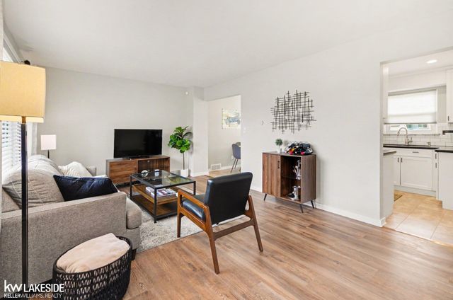 8208 San Marco Boulevard, Sterling Heights, MI 48313