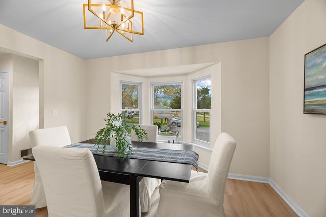 1512 LINCOLN RD, Shady Side, MD 20764