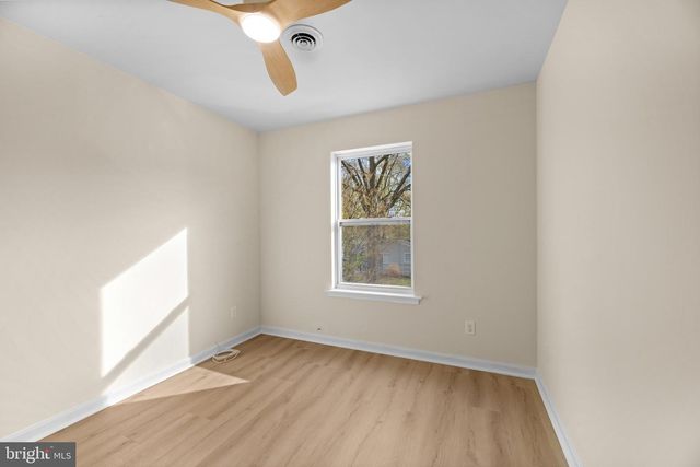 1512 LINCOLN RD, Shady Side, MD 20764