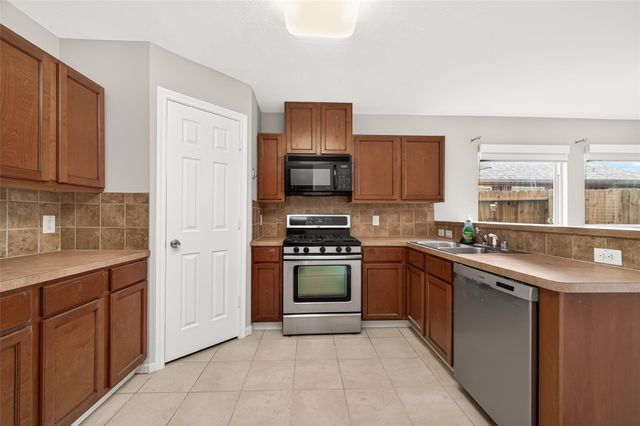 2415 Lacyberry Street, Houston, TX 77080