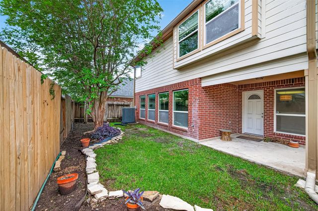 2415 Lacyberry Street, Houston, TX 77080