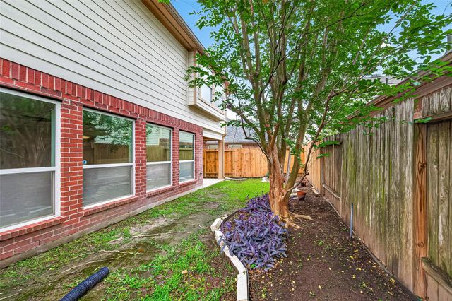 2415 Lacyberry Street, Houston, TX 77080