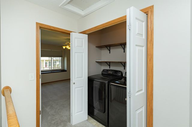 2240 Hart Avenue 4, Des Moines, IA 50320