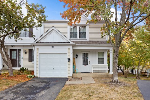 215 Half Moon Circle, Aurora, IL 60504