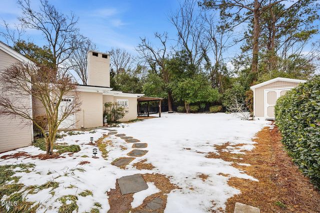 109 W Riverside Drive, Smithfield, NC 27577