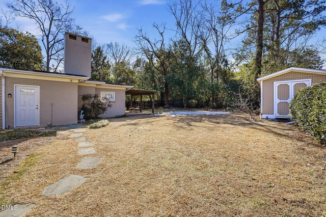 109 W Riverside Drive, Smithfield, NC 27577