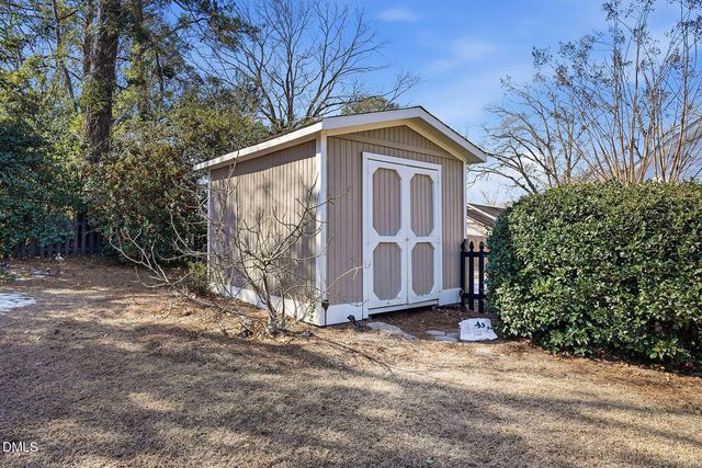 109 W Riverside Drive, Smithfield, NC 27577