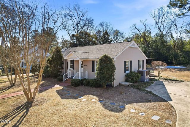 109 W Riverside Drive, Smithfield, NC 27577