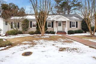 109 W Riverside Drive, Smithfield, NC 27577