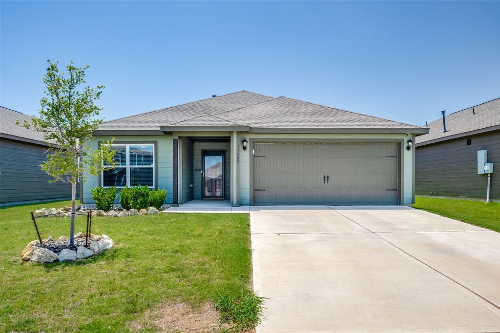13605 Beaverhead Street, Ponder, TX 76259