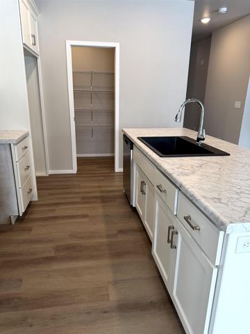 N9305 GEMSTONE COURT, Appleton, WI 54915