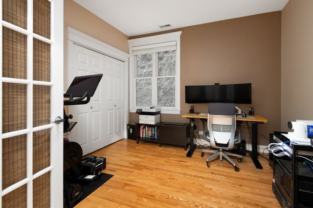 2461 N Lincoln Avenue 2S, Chicago, IL 60614