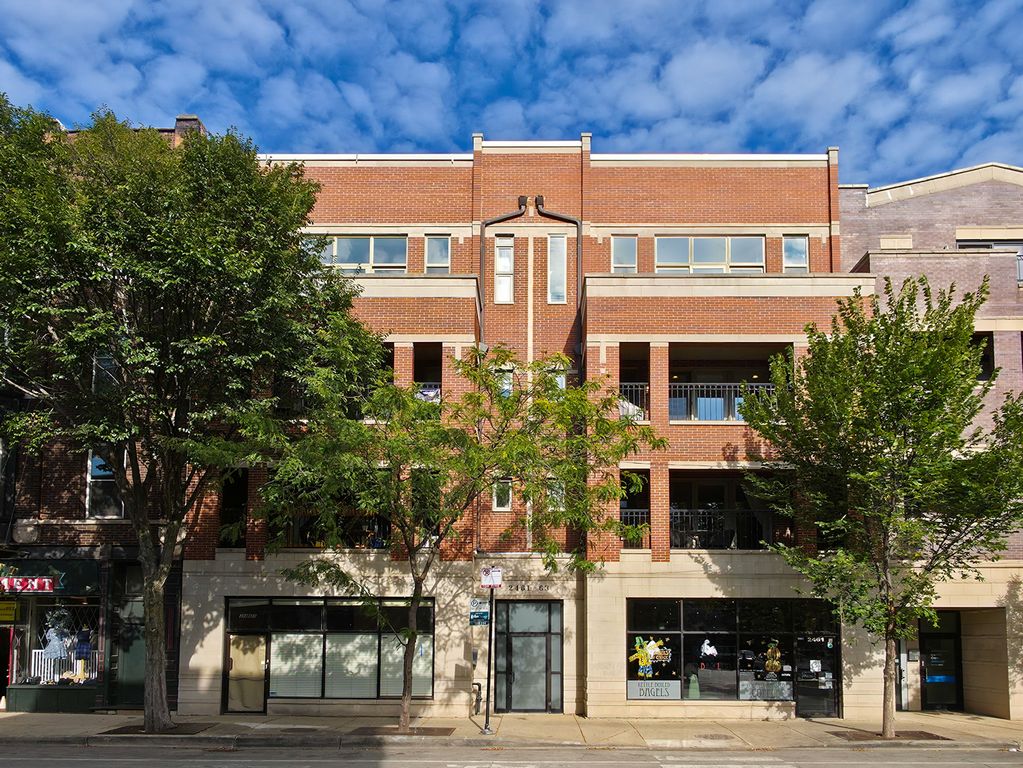2461 N Lincoln Avenue 2S, Chicago, IL 60614