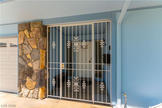 312 Redstone Street, Las Vegas, NV 89145