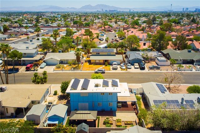 312 Redstone Street, Las Vegas, NV 89145