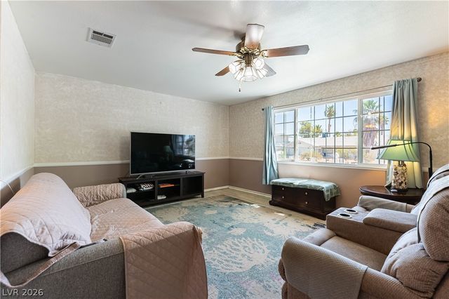 312 Redstone Street, Las Vegas, NV 89145