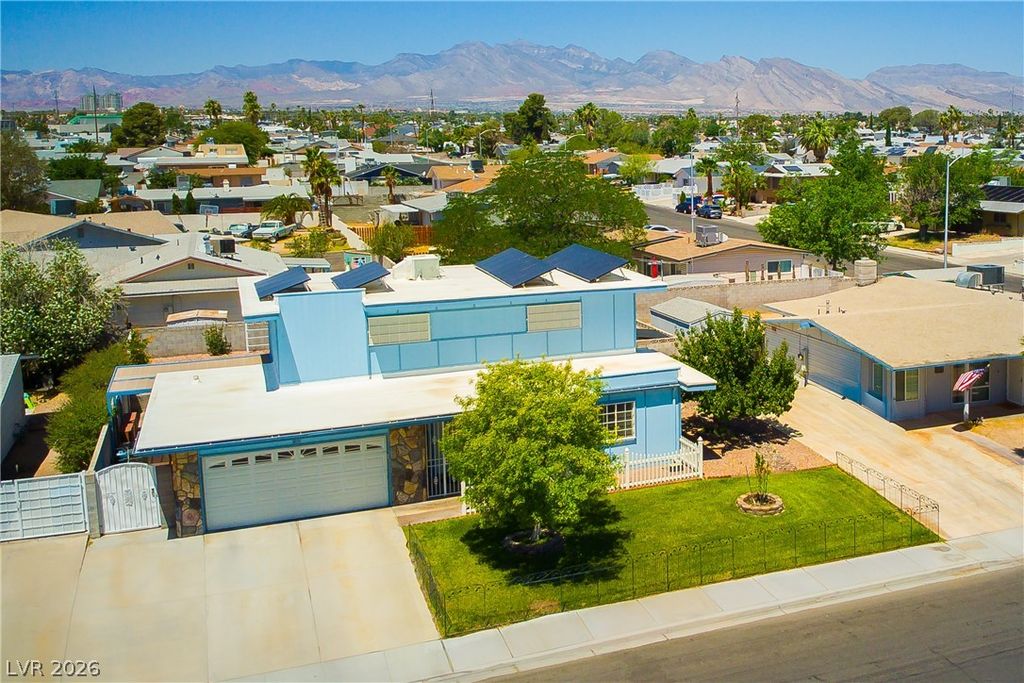 312 Redstone Street, Las Vegas, NV 89145