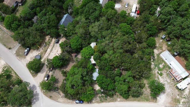 117 Deveraux, Canyon Lake, TX 78133