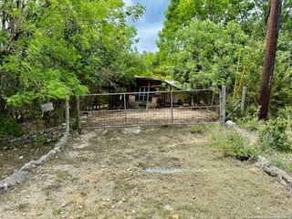 117 Deveraux, Canyon Lake, TX 78133
