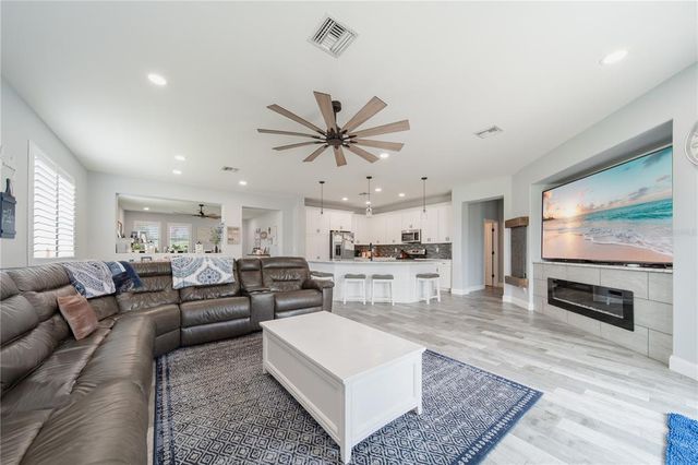 25427 DOREDO DRIVE, Punta Gorda, FL 33955