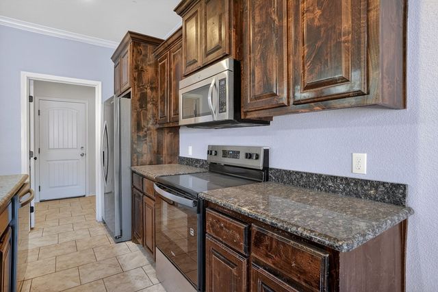 803 Cheyenne St, Midland, TX 79706