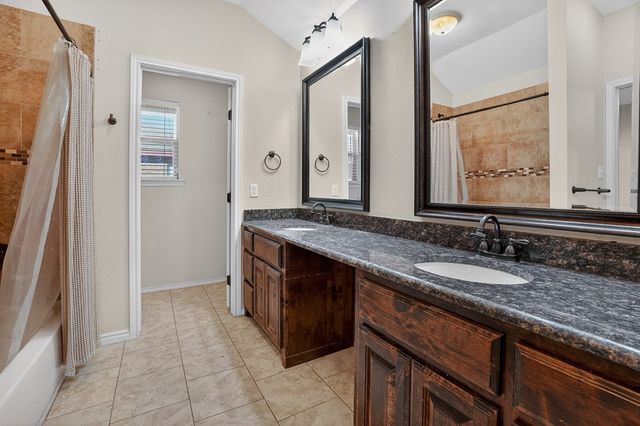 803 Cheyenne St, Midland, TX 79706