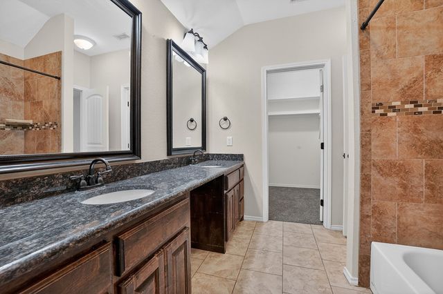 803 Cheyenne St, Midland, TX 79706